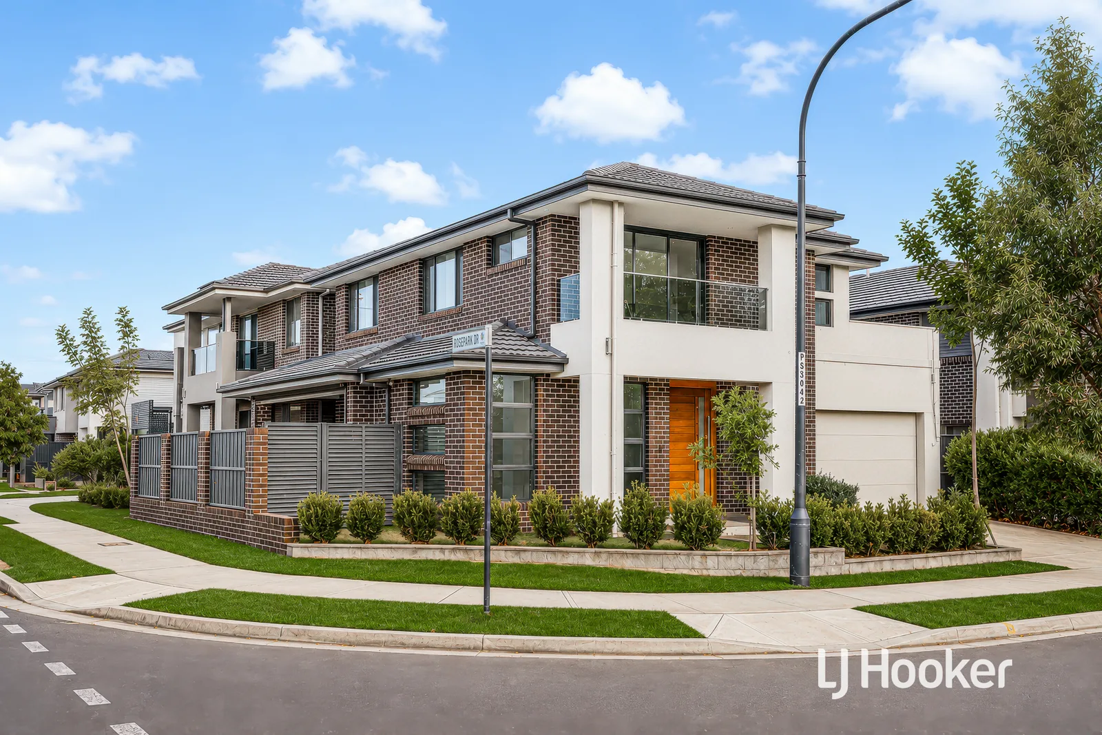 Hero photo of 5 bedroom house at 1 Pepperberry Parade, Melonba NSW 2765