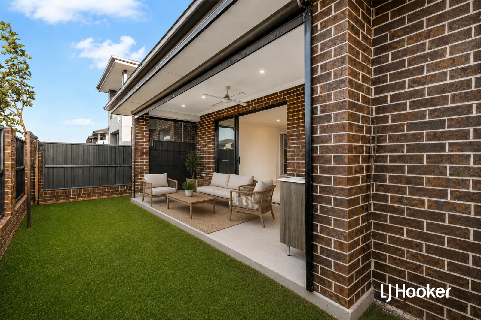 Photo 4 — 5 bedroom house at 1 Pepperberry Parade, Melonba NSW 2765