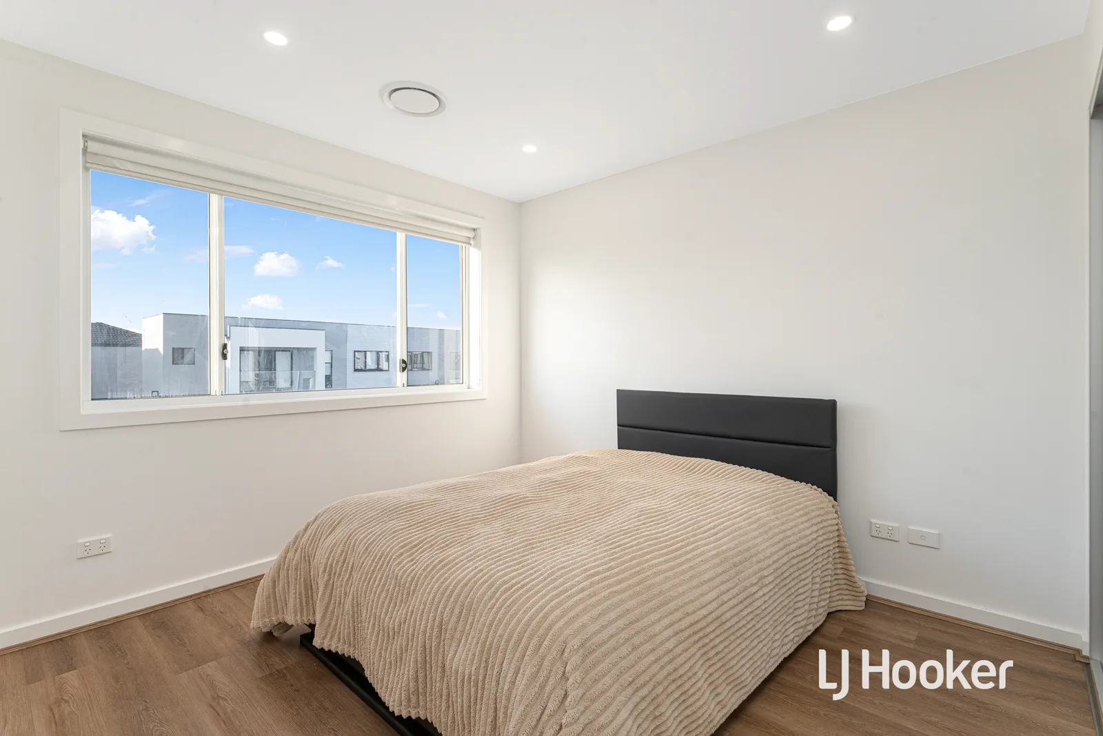 Photo 3 — 4 bedroom townhouse at 44 Ketley Circuit, Marsden Park NSW 2765